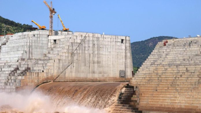 Ethiopia and Sudan pledge to push for deal on Blue Nile dam