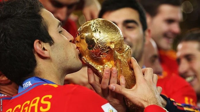 World Cup-winning midfielder Cesc Fabregas retires