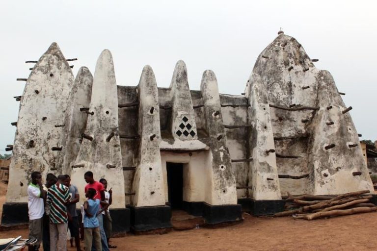 Ghana’s historic Bole Mosque collapses after years of neglect