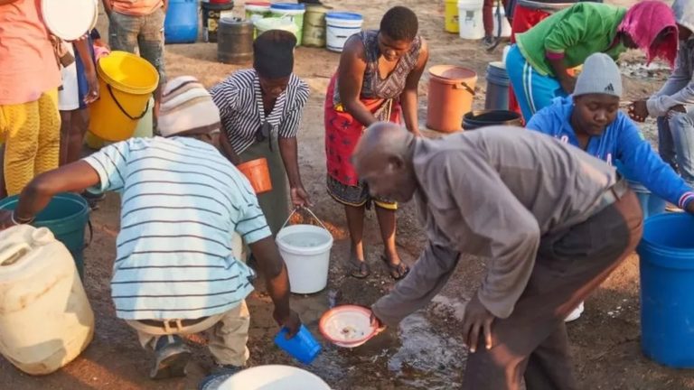 Zimbabwe declares state of emergency in Harare over Cholera